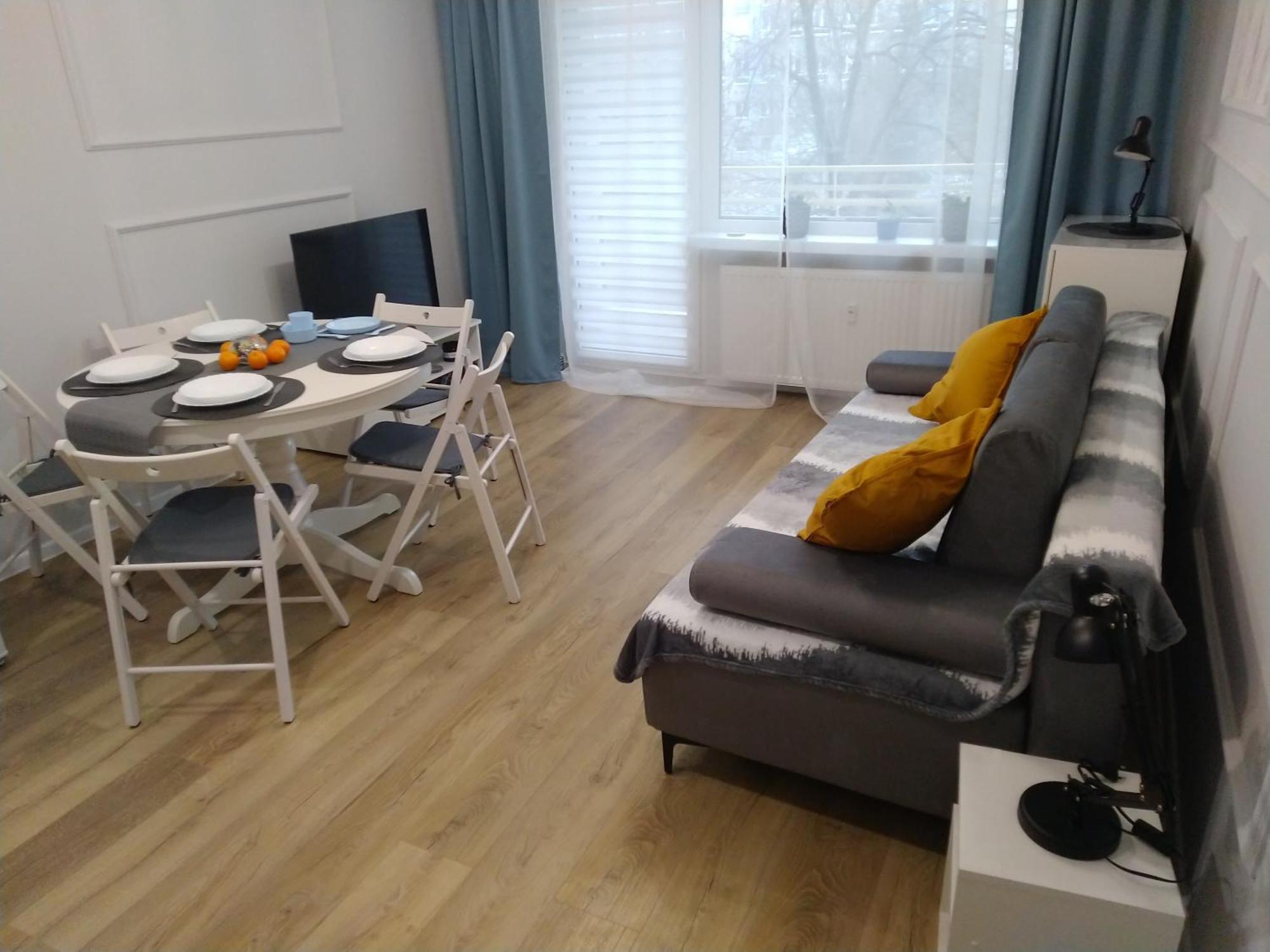 Apartment Powstancza *